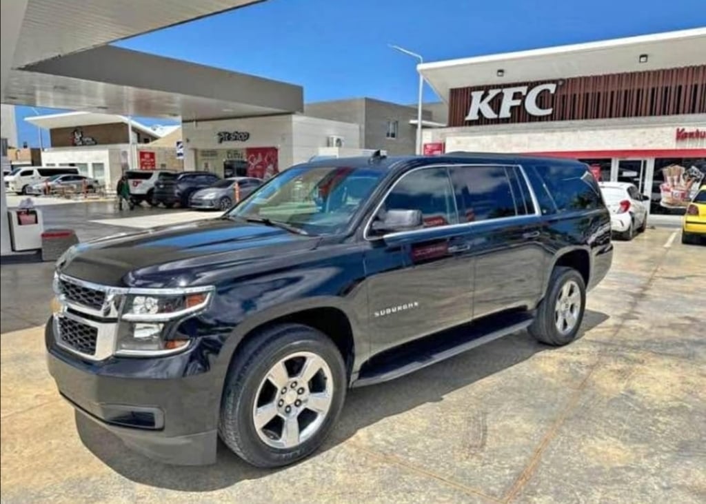 Airport transfer hero image 5